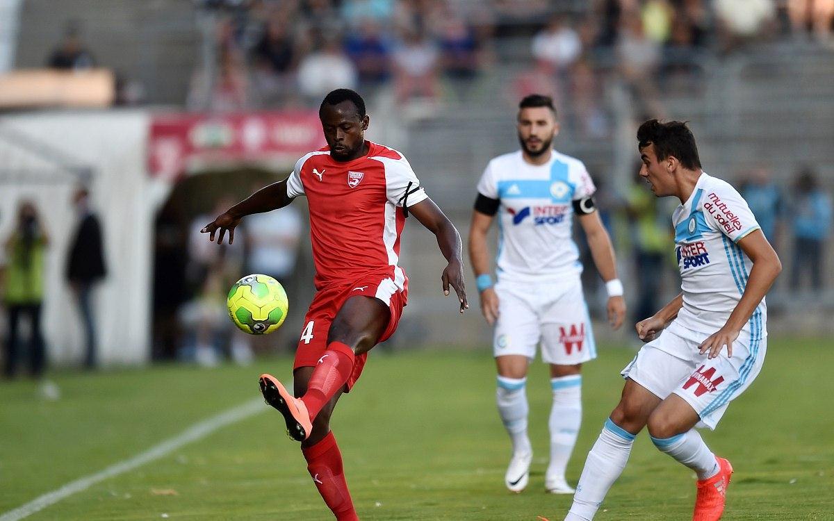 里昂客场战胜圣埃蒂安，迎来复苏的简单介绍