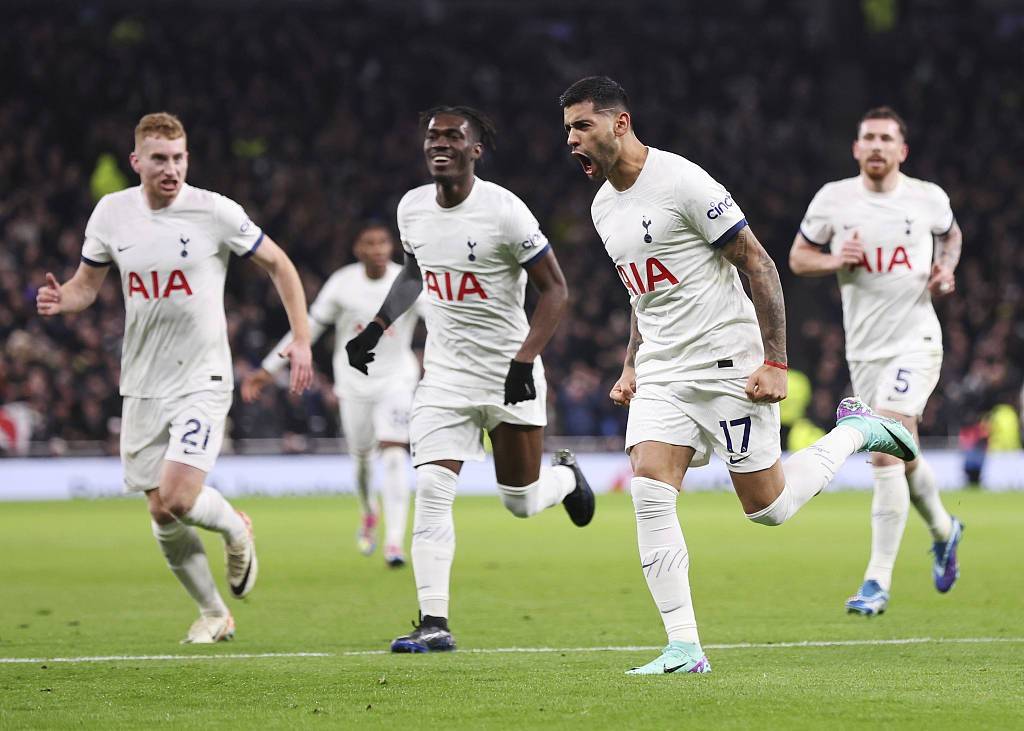 包含利物浦主场击败热刺，保持英超不败纪录的词条