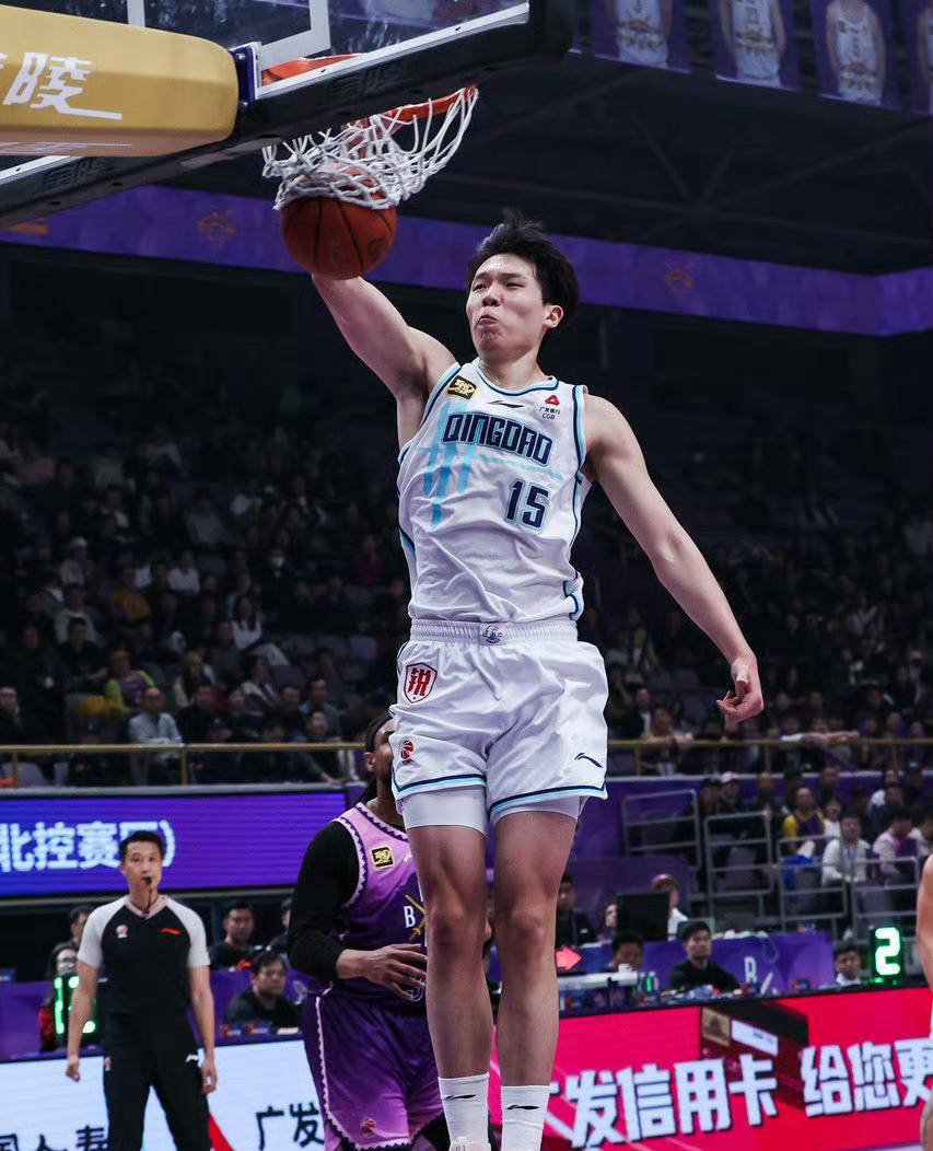 关于射手王再现！球员单场狂进四球，助球队获胜的信息