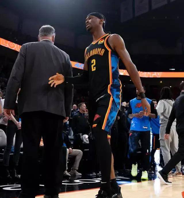 雷霆败北于太阳，团队集体失火的简单介绍