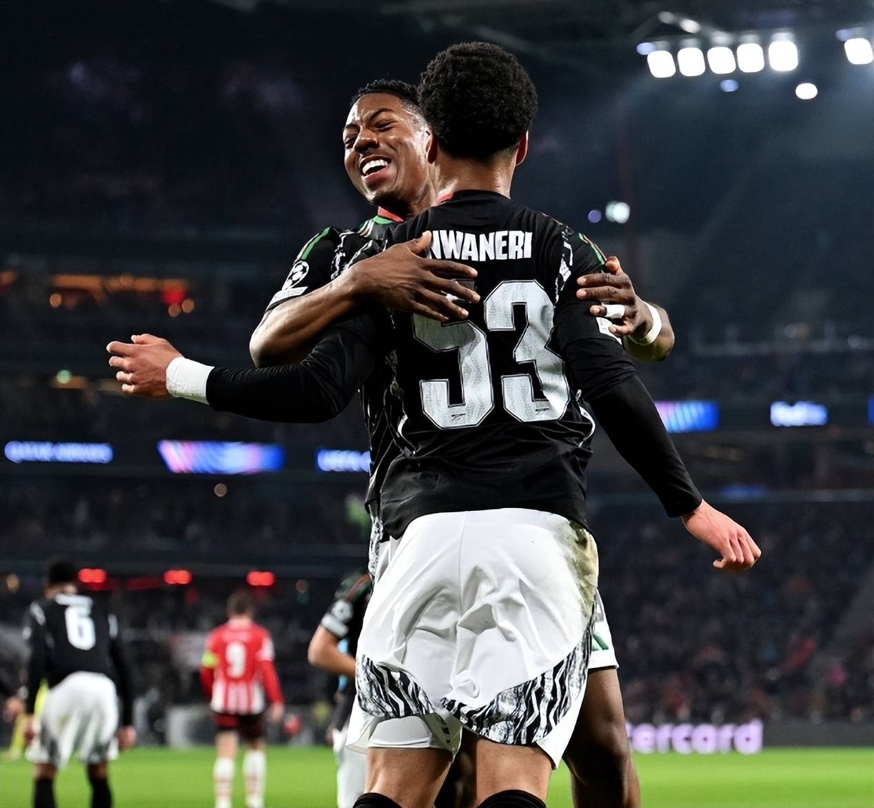 开云体育在线-曼联绝杀阿森纳，实现联赛六连胜