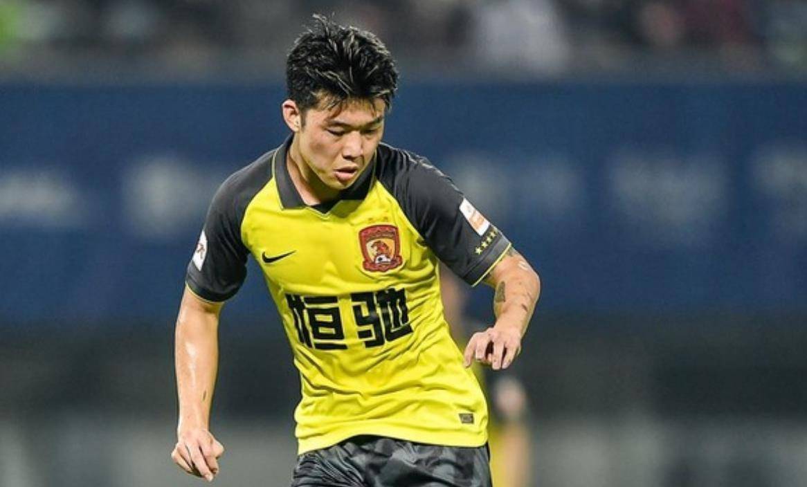 广州恒大客场大胜青岛黄海，稳居积分榜前列的简单介绍