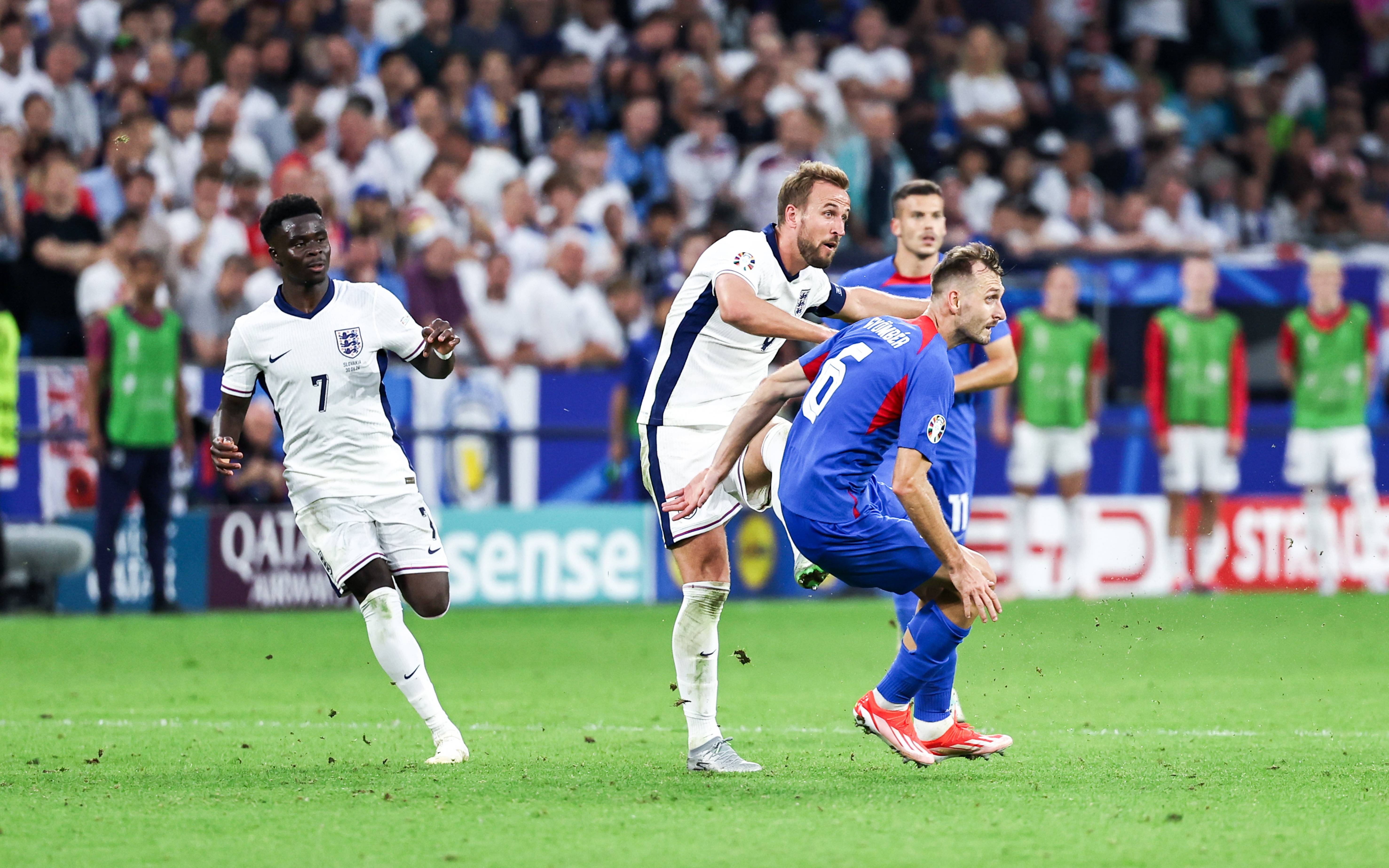 开云体育中国-欧洲杯预选赛战况激烈，多队争先恐后的简单介绍