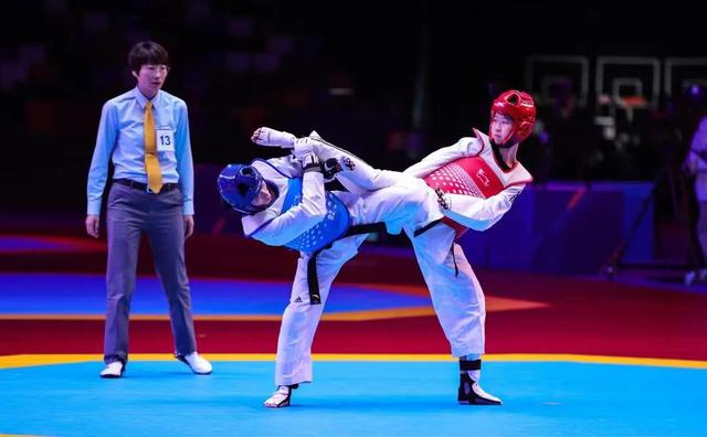 开云体育官方网站-包含跆拳道选手力压众多对手斩获金牌殊荣的词条