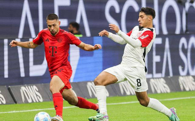 开云体育中国-法兰克福全阵容强力出击，客场完胜继续保持无敌战绩的简单介绍