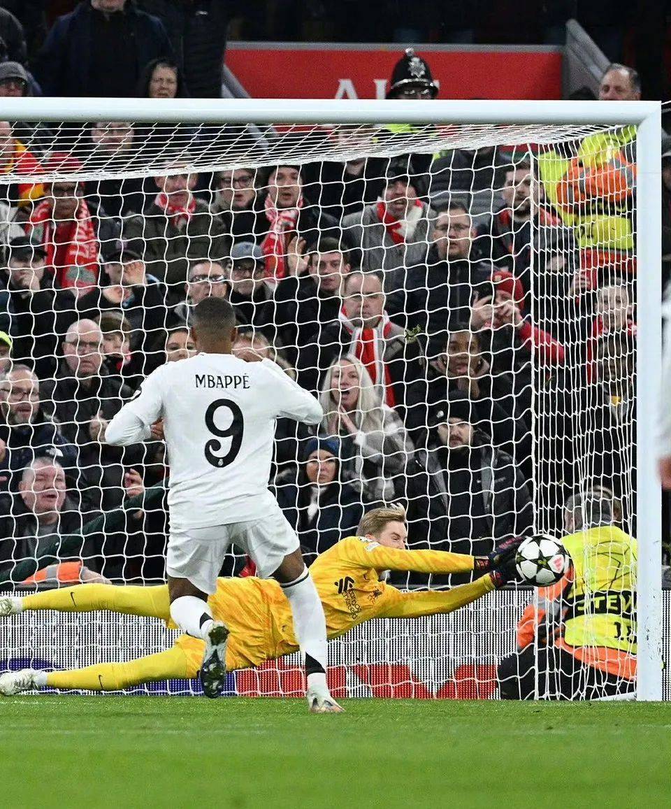 帕尔马门将成功扑出点球，力保比分平局的简单介绍