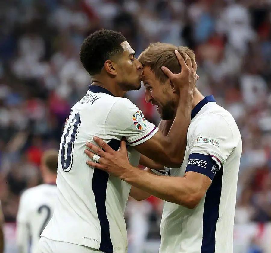 关于英格兰不敌意大利，与决赛擦肩而过的信息