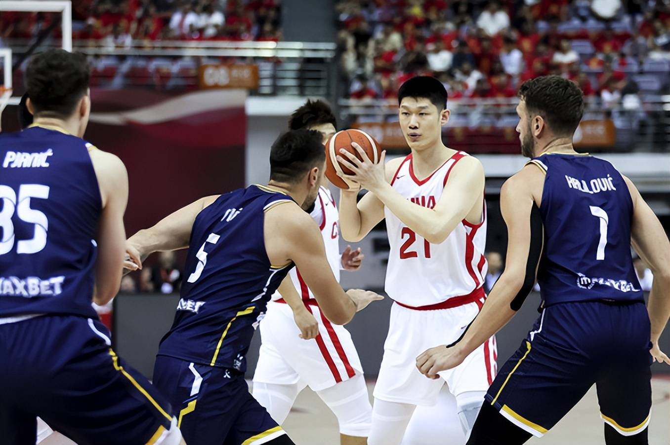 湖北男篮主场大胜湖南队，喜迎连胜的简单介绍