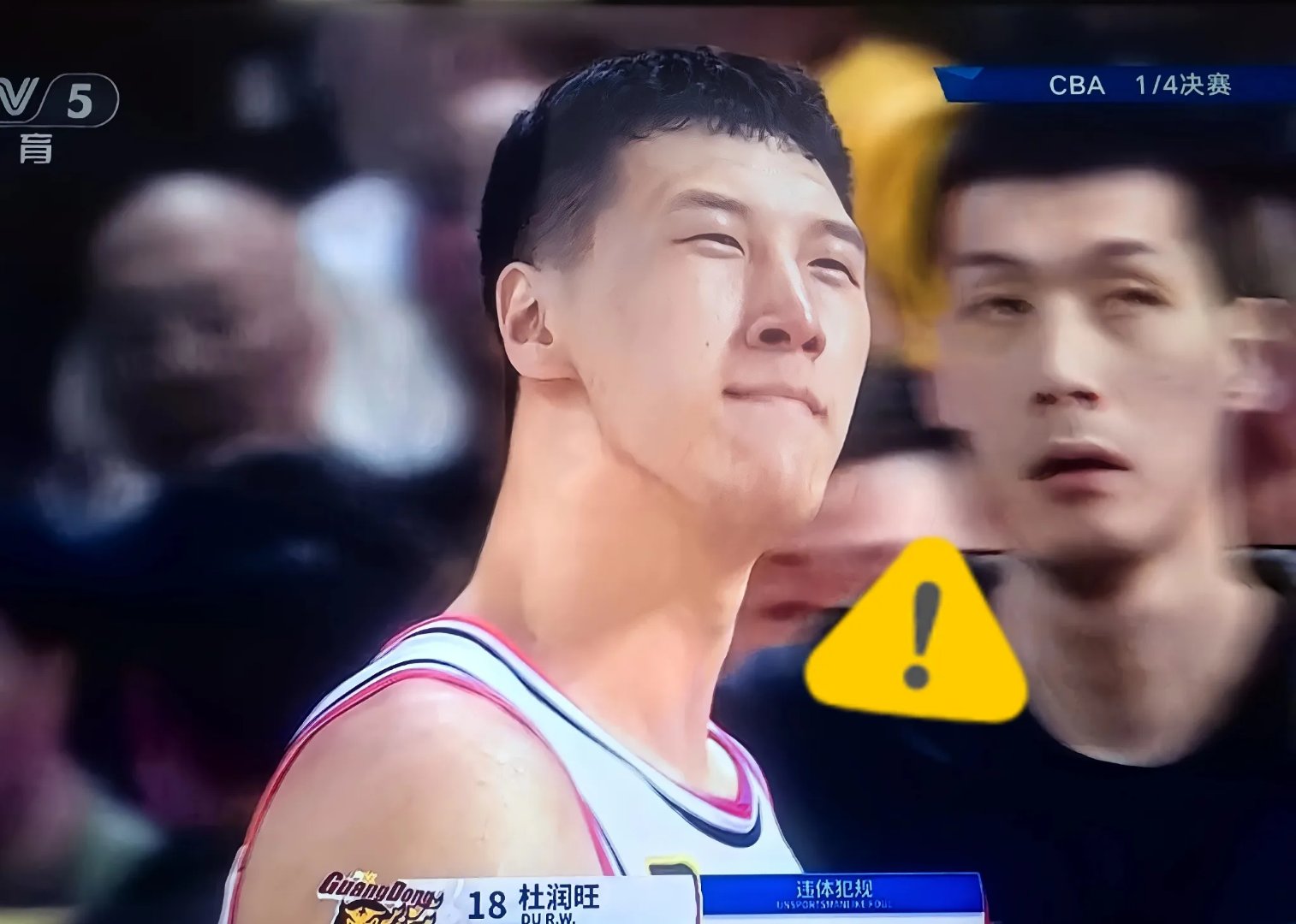 包含广州男篮大胜山西，取得六连胜！的词条