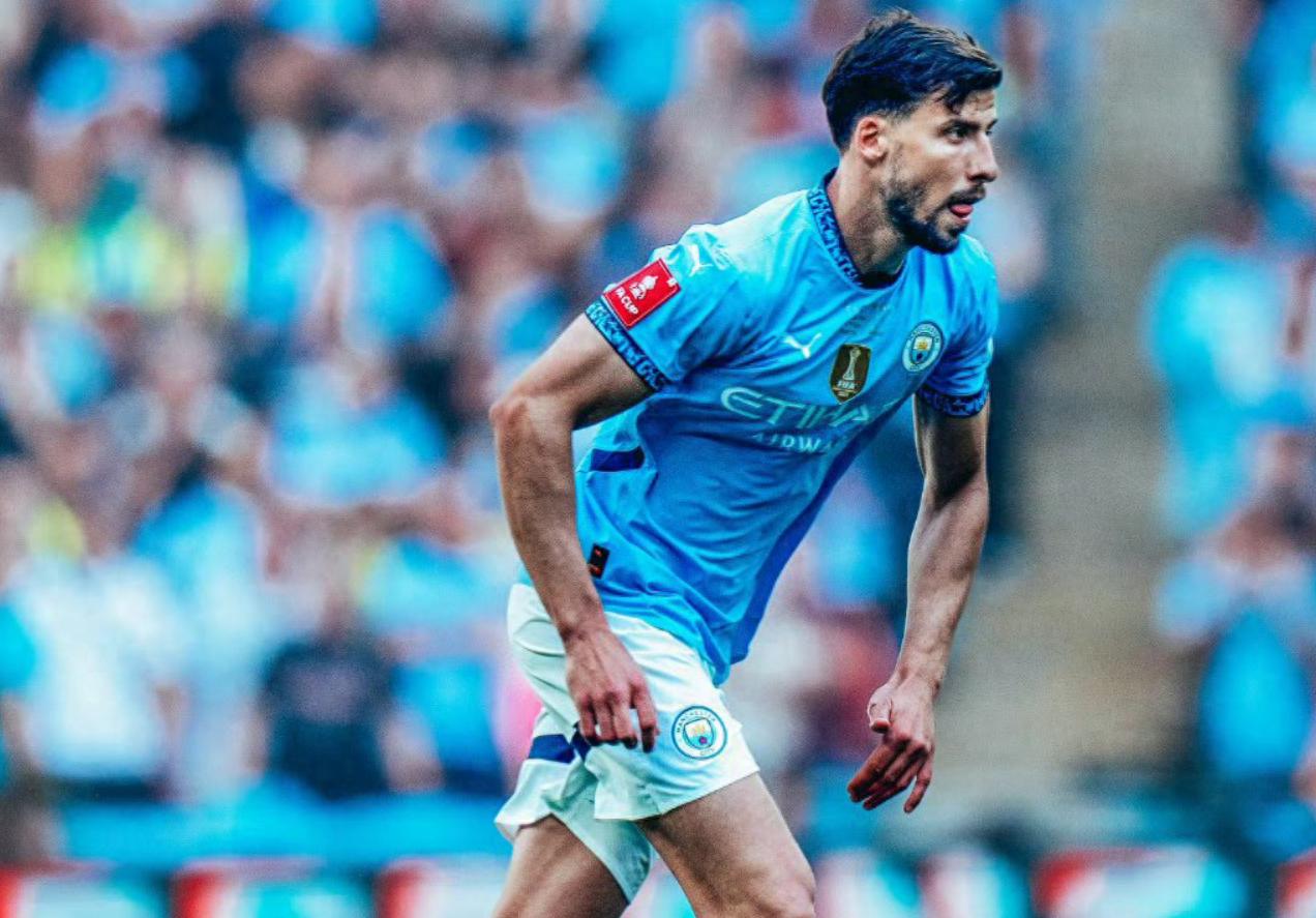 哈德斯菲尔德击败水晶宫，重返中游