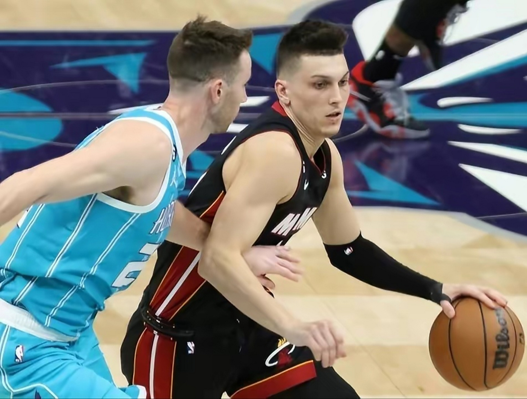 开云体育APP下载-中东劲旅力克对手，实现三连胜