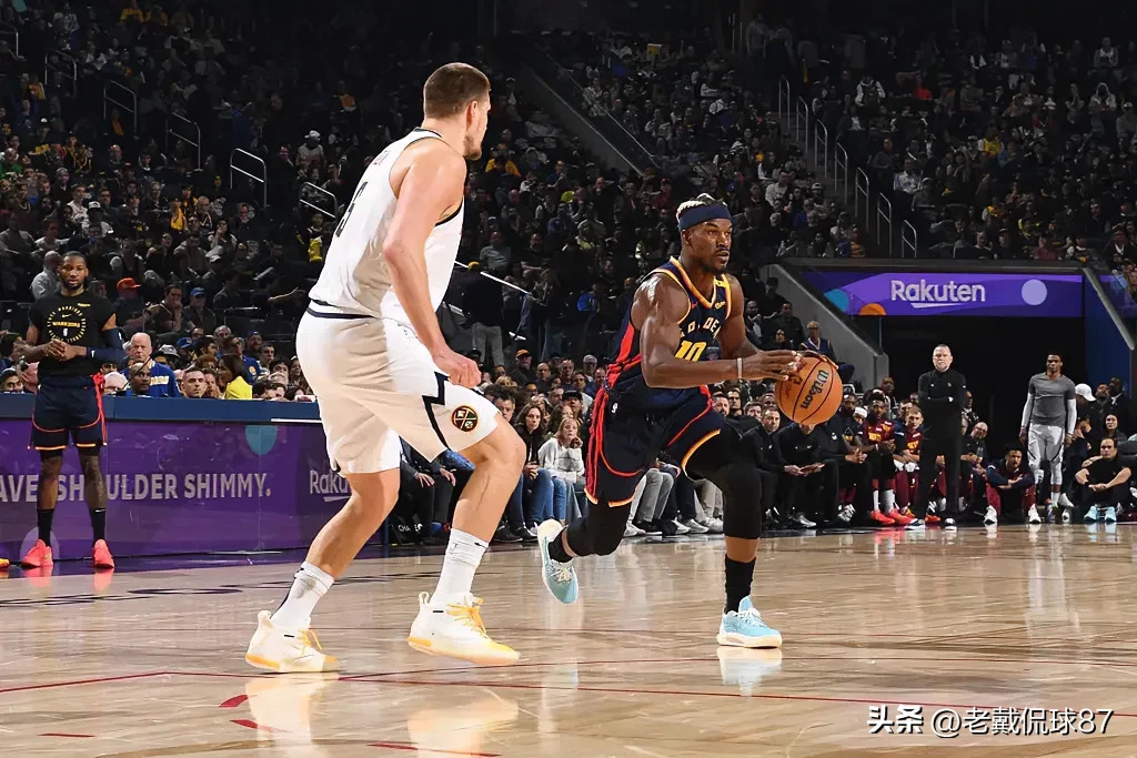 开云体育官网-勇士主场惨败掘金，遭遇两连败