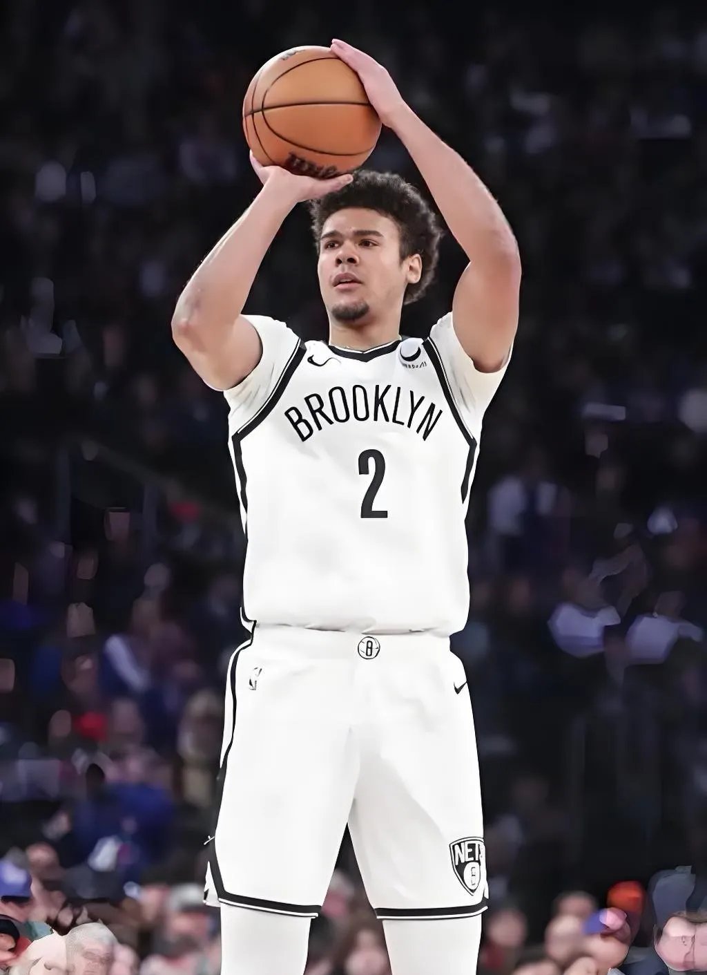 凯尔特人轻取美国男篮，麦科勒姆送出助攻的简单介绍