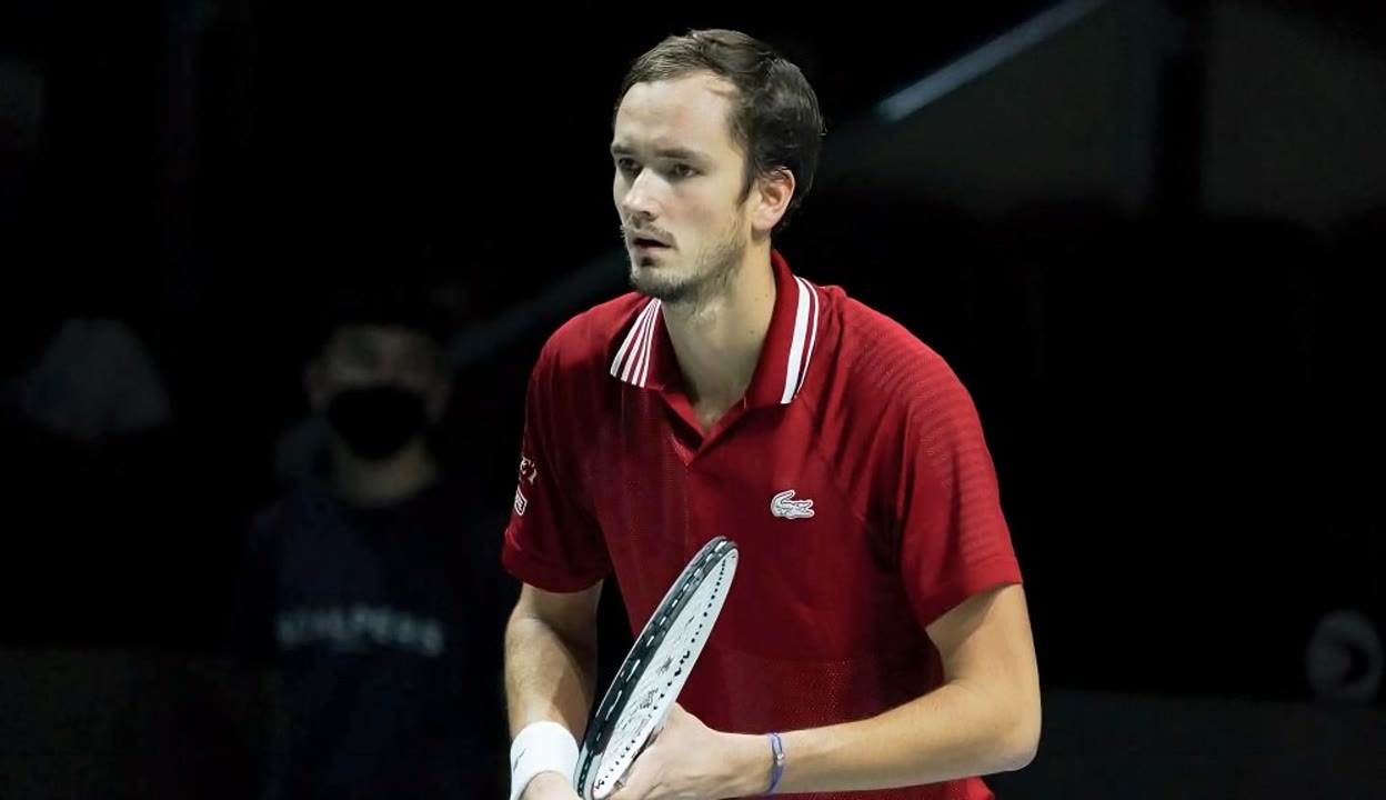 开云体育-戴维斯杯碾压蒙特卡洛大师赛，梅德韦杰夫高光表现