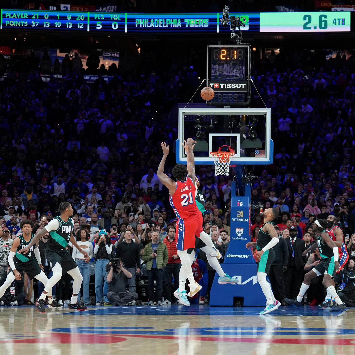 山西队绝杀热火,恩比德扛起全队 山西队绝杀热火,恩比德扛起全队