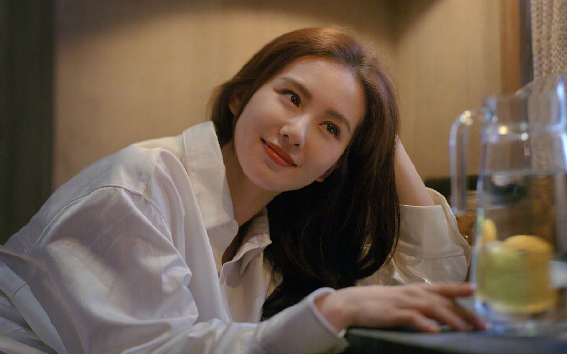 开云体育在线-金玟哉全场焦点闪耀防守艺术，突尼斯压哨绝杀演绎足球奇迹