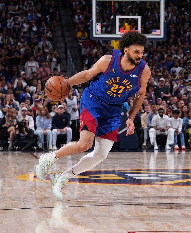 鹈鹕拿下掘金，戈贝尔成为关键先生