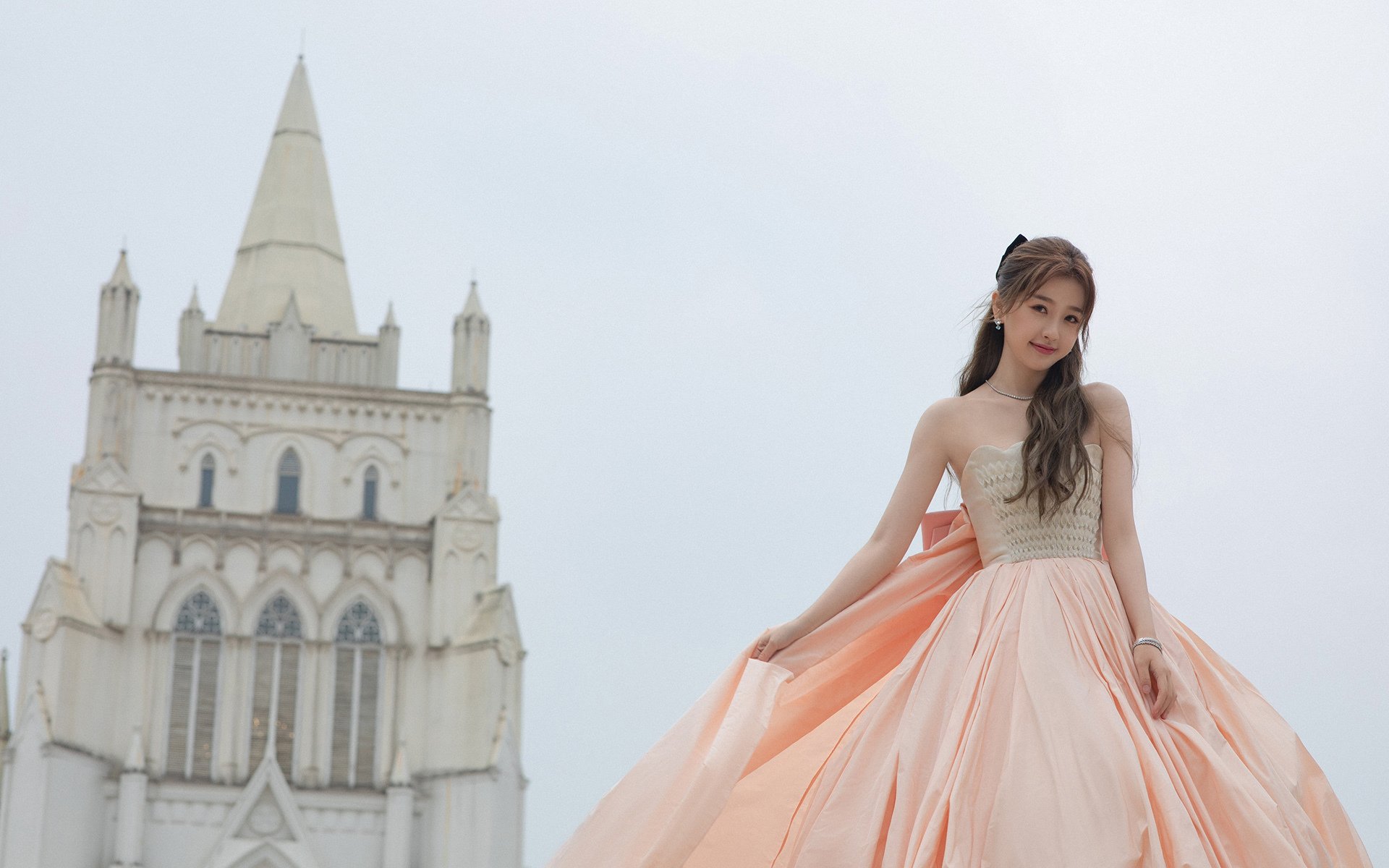 萨内关键时刻挺身而出，巴西惊险战胜佛罗伦萨