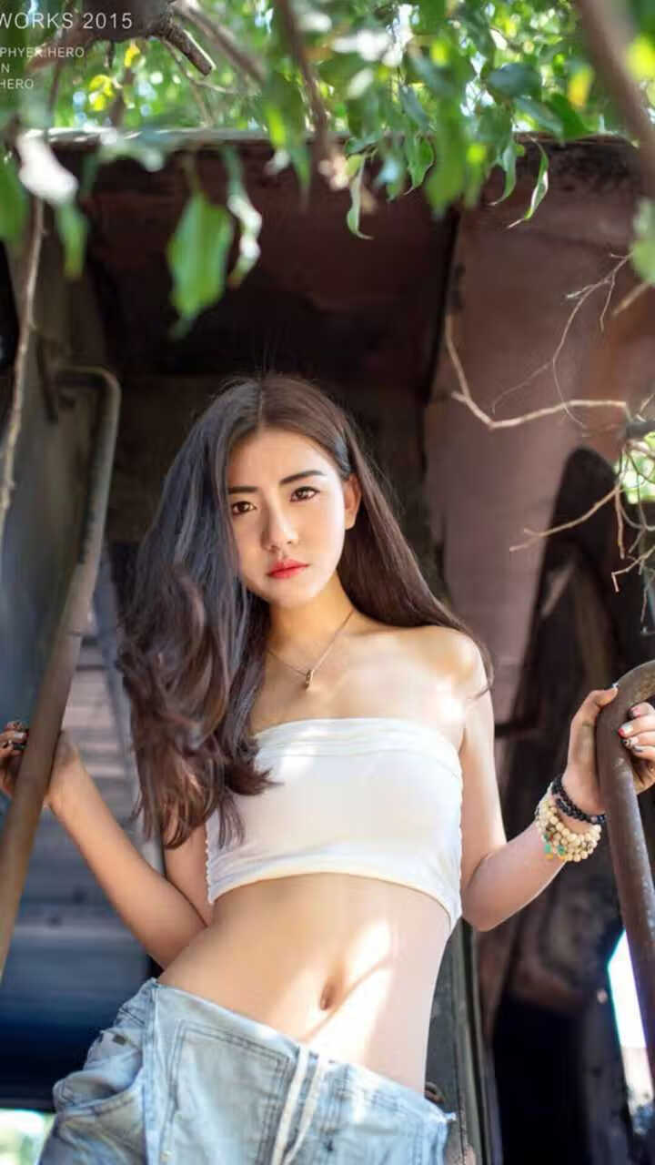 钢铁防线铸就奇迹,澳大利亚击碎阿联酋,吉鲁一剑封喉定乾坤